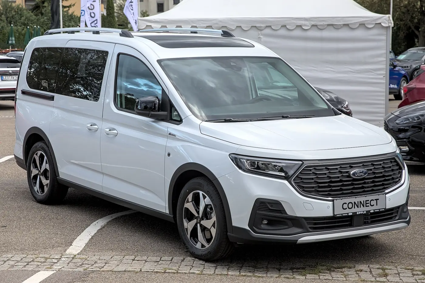 Ford Tourneo Connect (2013 - 2022) görünüm