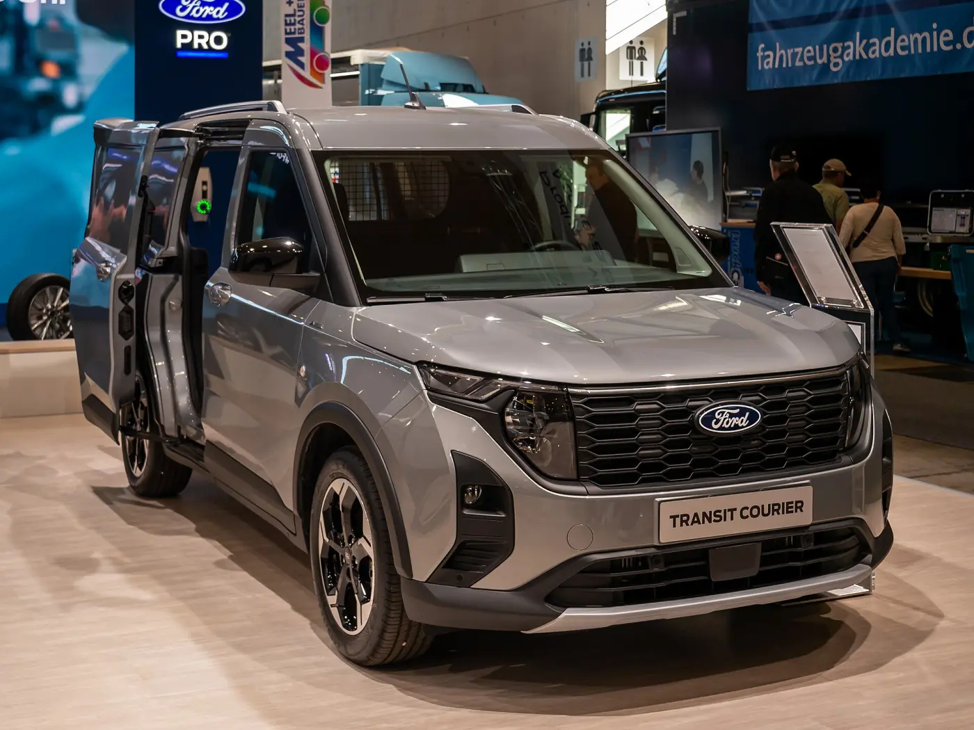 Ford Transit Courier (2. Nesil) (2023 - devam ediyor) görünüm
