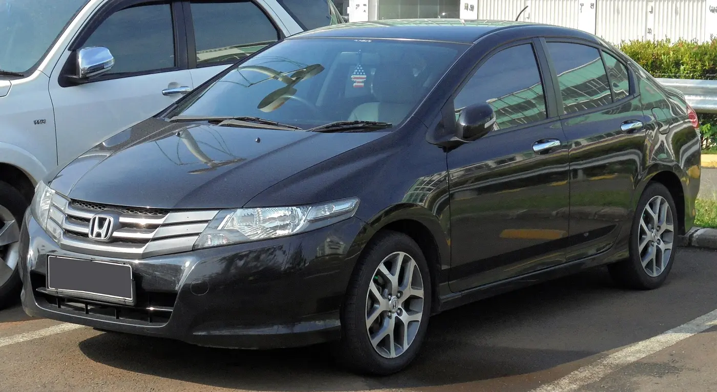 Honda City (GM2) (2009 - 2014) görünüm