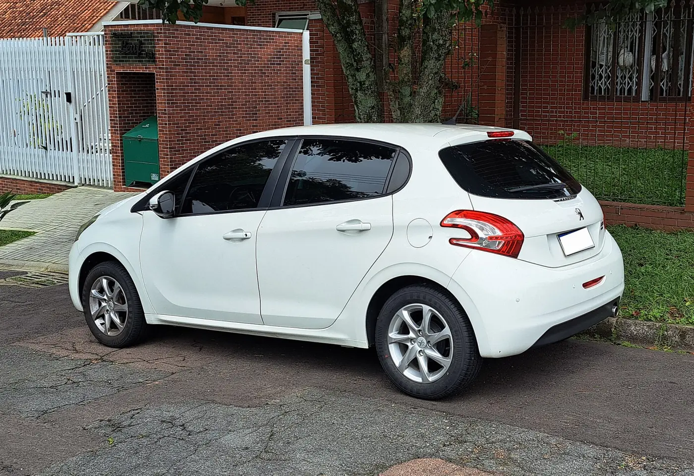 Peugeot 208 I (2012 - 2019) görünüm